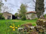 Corps de ferme en pierres avec terres — photo 3