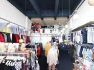 Fonds de commerce à vendre ROYAN (17) Boutique de vêtements FHE de120m² environ — photo 2