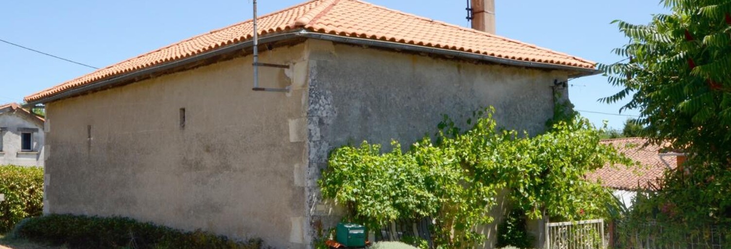 Maison 3 Pièces 71 m² à vendre à Nieuil (16270)