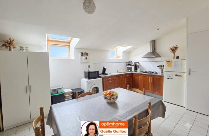 CLEDER  : ensemble immobilier maison + local commercial + Hangar — photo 3