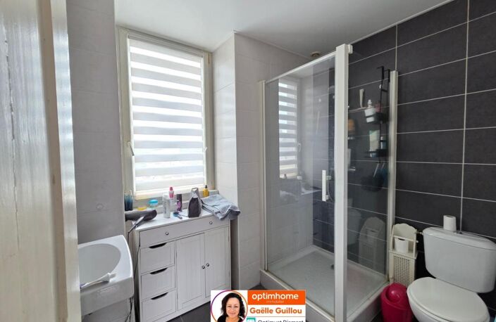 CLEDER  : ensemble immobilier maison + local commercial + Hangar — photo 4