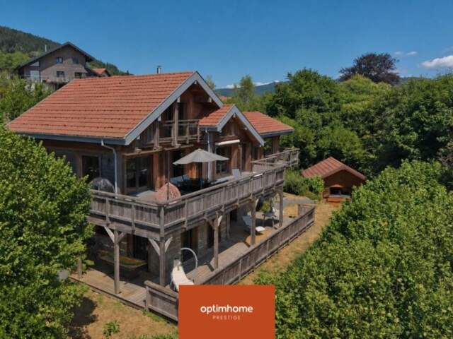 Chalet d'exception avec vue sur le lac de Gérardmer — photo du bien