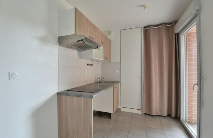 EXCLUSIVITÉ - APPARTEMENT 2 - TERRASSE - JARDIN - 2 PARKING EN SOUS-SOL — photo 3