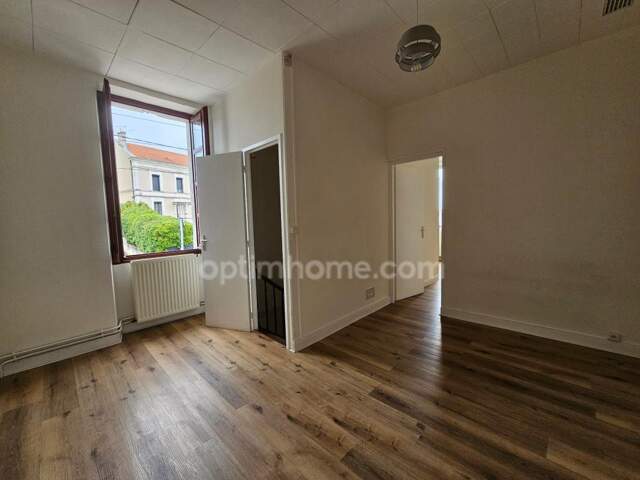 Maison de ville de 62 m² deux chambres– Idéal premier achat ou investissement sur RUELLE SUR TOUVRE (16) — photo du bien