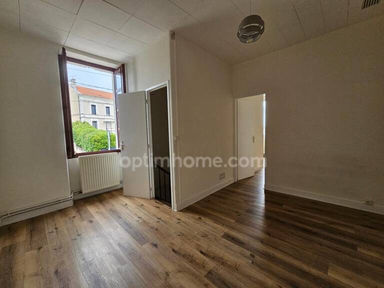 Maison de ville de 62 m² deux chambres– Idéal premier achat ou investissement sur RUELLE SUR TOUVRE (16) — photo 1