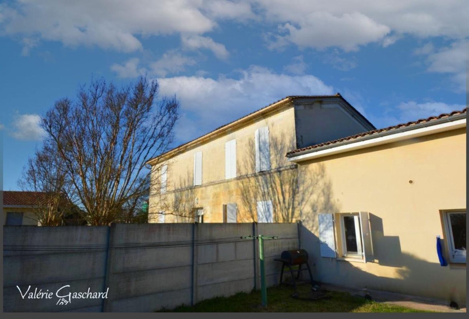 Immeuble  3 logements à vendre Proche de COUTRAS (33) rendement net 7% — photo 1