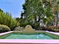 Maison à vendre 10 pièces EGUILLES (13), maison avec dépendances, environ 220 m², sur 3 230 m² avec piscine — photo 4