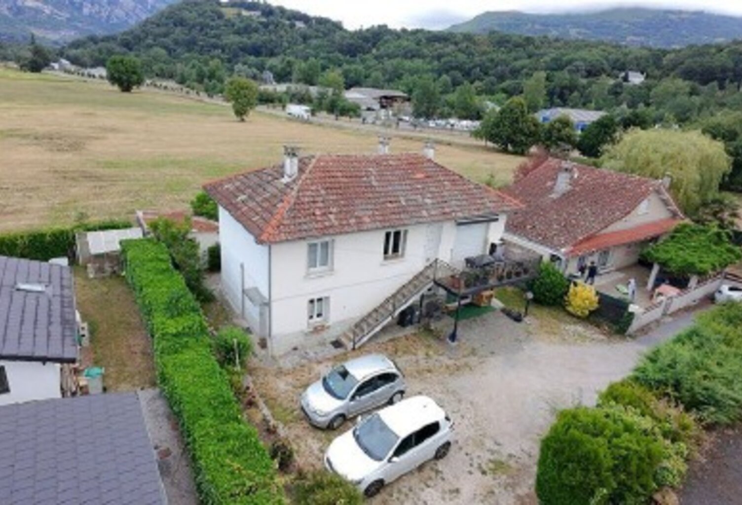 Immeuble à usage locatif sur ARGELES GAZOST (65) — photo 1