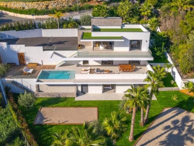 Dpt Var (83), à vendre SAINTE MAXIME maison P6 de 280 m² - Terrain de 1637 m² — photo du bien