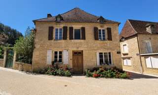 Maison 8 Pièces 200 m² à vendre à Campagne (24260)