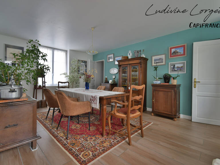 Maison à vendre à Gizy (02) 5 pièces - 114 m² – 3 chambres – Dépendance 47 m² – Garage –Toiture neuve –  DPE D - Terrain 645m2 – Exposition Sud — photo 1
