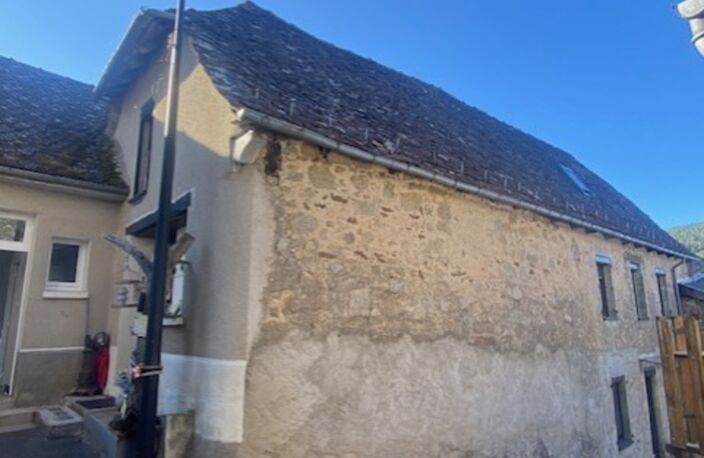 A ne pas manquer : Une maison haute en couleur dans un village pittoresque — photo 5