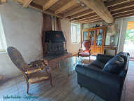 Maison avec vue exceptionnelle - 177 m2 - 6 pièces - 3 Chambres - grange à Saint Victor Montvianeix (63550) — photo 3