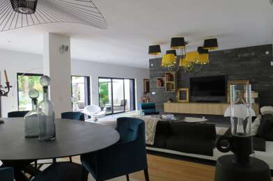 Maison 8 pièces 959760 €