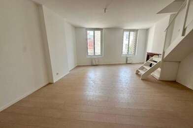 Appartement 3 pièces 790 €