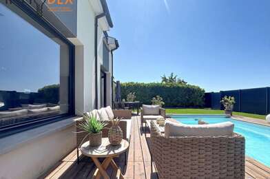 Maison 7 pièces 665600 €