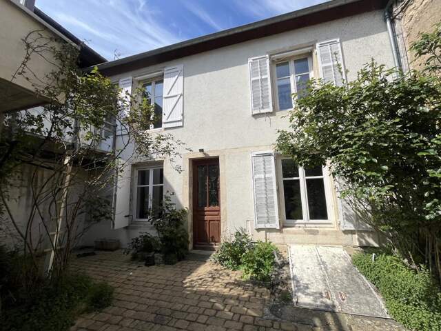 EXCLUSIF ! Maison - 158 m2 - 5 pièces rue Charles Keller NAN — photo du bien