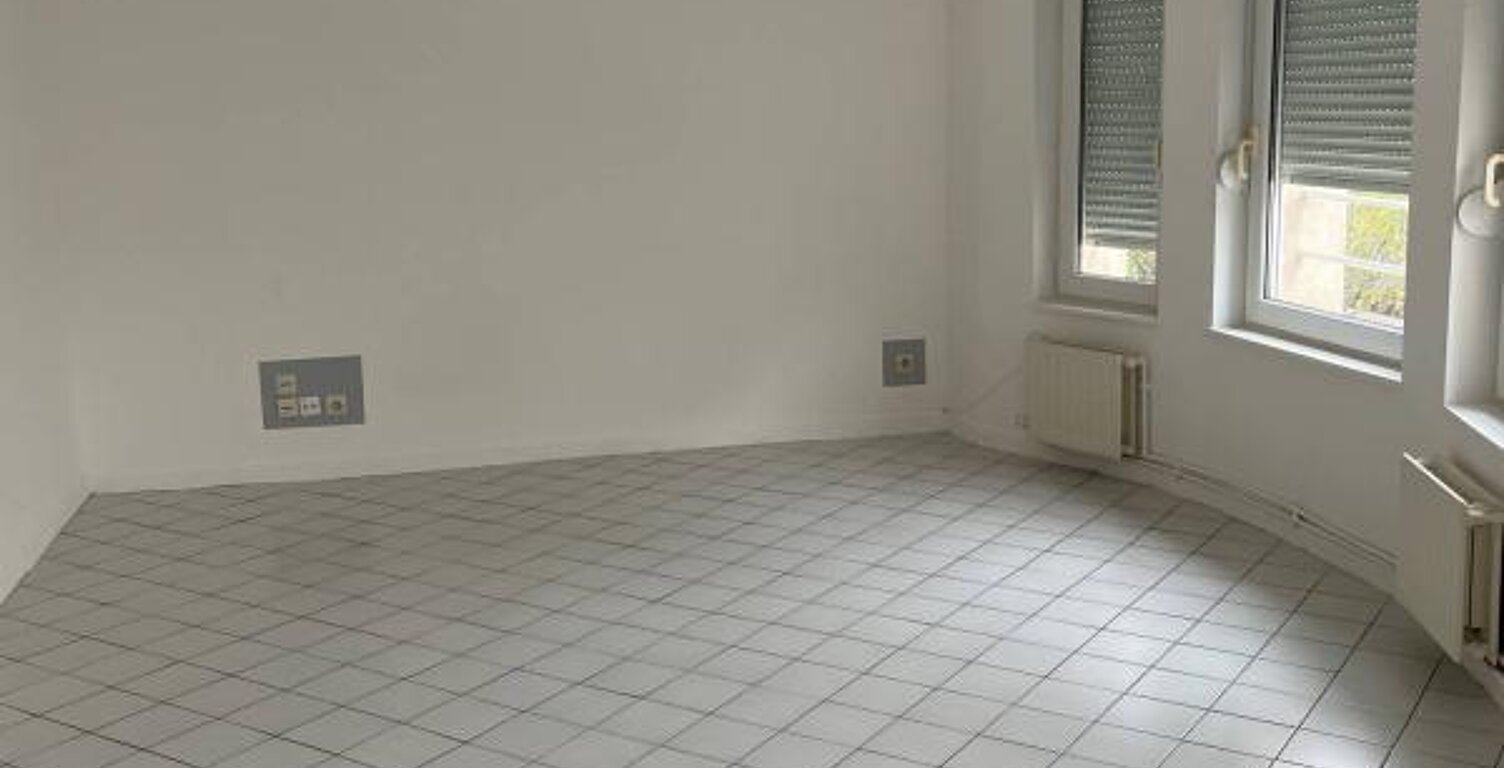 Location - Appartement T3 - 60m2 - Chatel st germain — photo 1