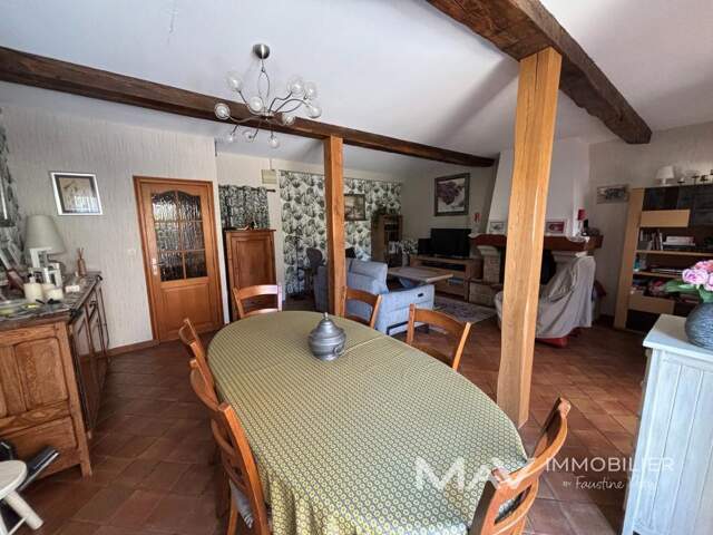 SAINT-OMER - MAISON DE 185M² - LOCAL COMMERCIAL ET HABITATION — photo du bien