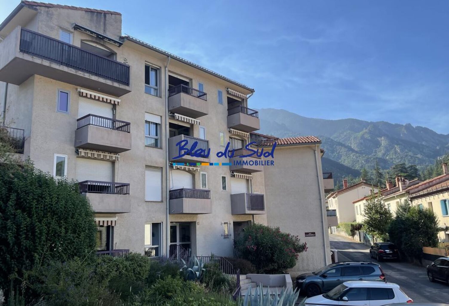 Appartement T3 avec place de parking et cave — photo 1