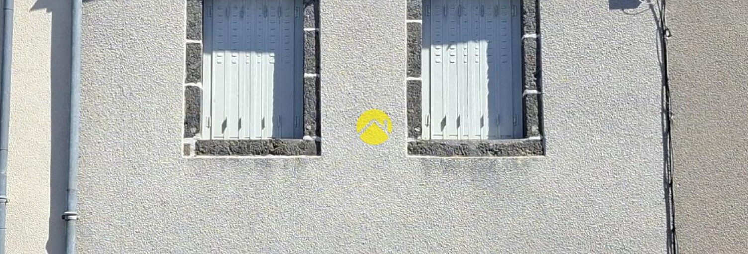 Maison 2 Pièces 39 m² à vendre à Pierrefort (15230)