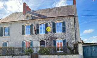 Maison 10 Pièces 244 m² à vendre à Blet (18350)