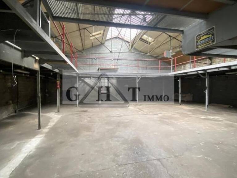 315m² ENTREPOT+ BUREAUX A LOUER BAGNOLET — photo 1