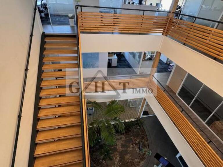 BUREAUX DE 500 M² A LOUER LIEUSAINT — photo 1