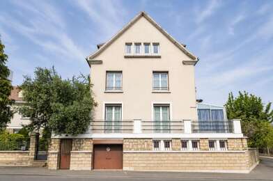 Maison 8 pièces 993000 €