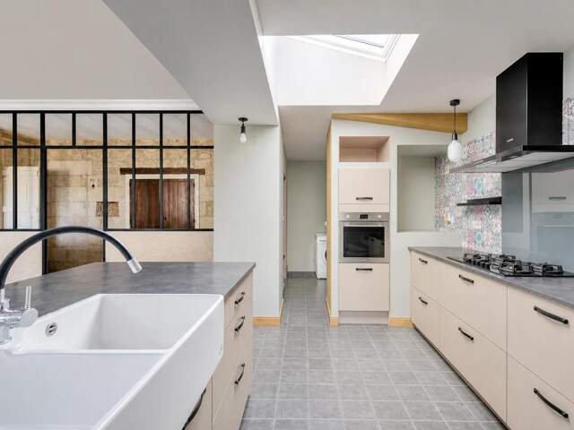 Maison de caractère de 242 m² - Saintes — photo du bien