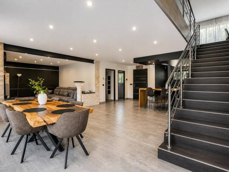 THONON-Corzent Villa  de 227 m² avec T2 indépendant — photo 1