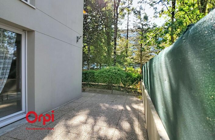 Rezé – Quartier du 8 Mai : Appartement 3 pièces avec exceptionnelle terrasse de 44 m² et stationnement sécurisé — photo 4