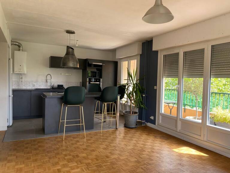 Appartement À Vendre — photo 1