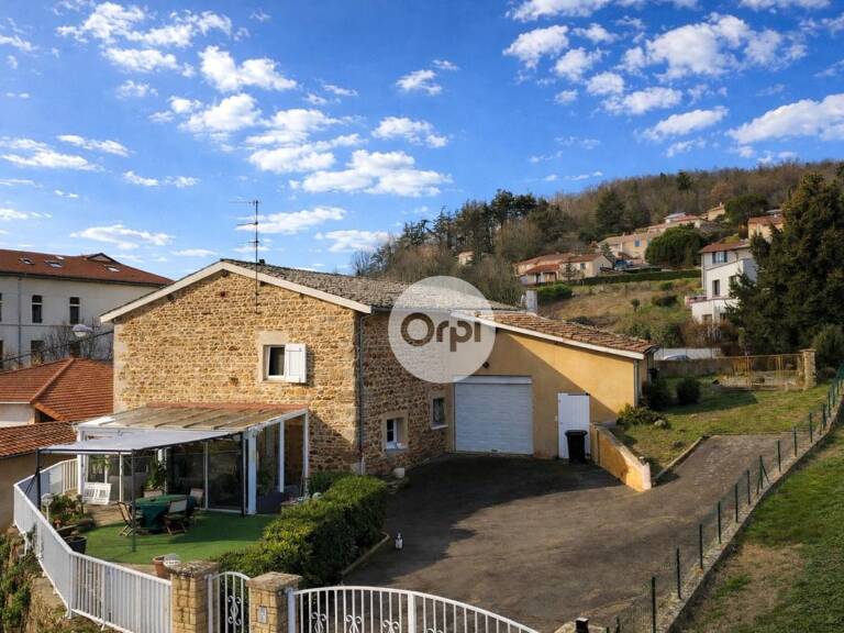 A Saint-Sorlin commune CHABANIERE - Maison familiale en pierre avec vue — photo 1
