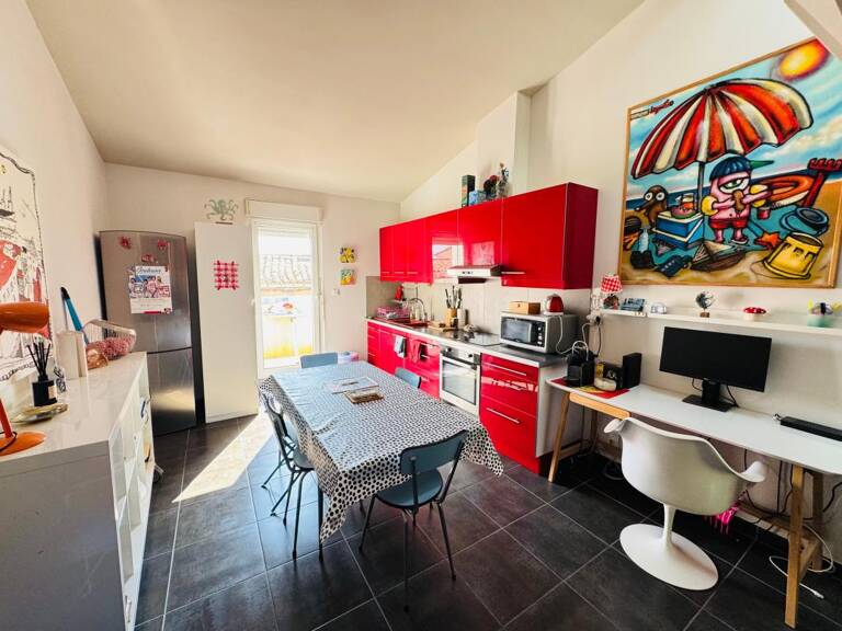Quartier Haut : T2 + un coin nuit supplémentaire en mezzanine — photo 1