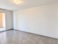 SAUVIAN - Appartement À Louer — photo 3