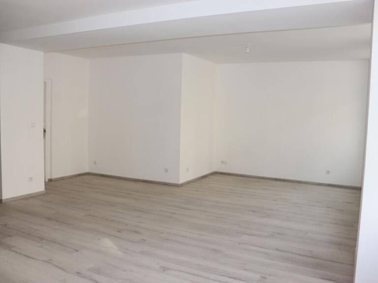 Appartement À Louer — photo 1
