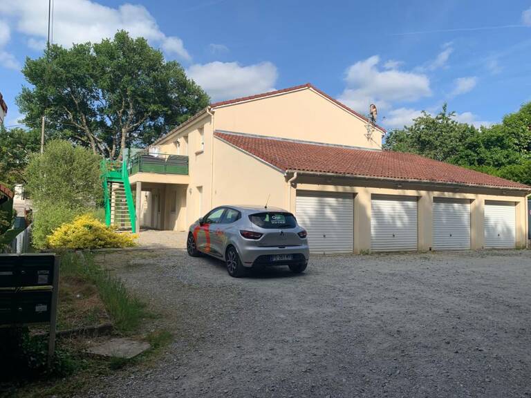   INVESTISSEMENT CLÉ EN MAIN – IMMEUBLE DE RAPPORT 100 % LOUÉ !   — photo 1