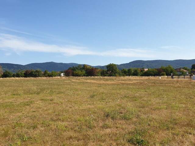 Terrain 2 227 m² — photo du bien