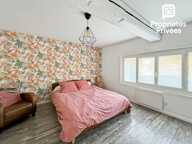 Maison rénovée, 5 chambres, garage avec piscine sur 3 000 m² — photo 4