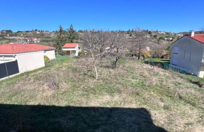 Terrain Riom 1054 m2 — photo 2