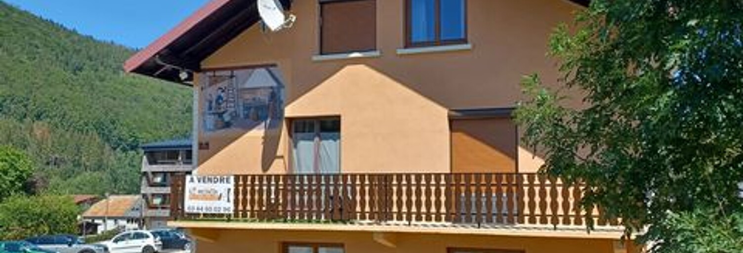 Appartement 2 Pièces 40 m² à vendre à Mijoux (01170)