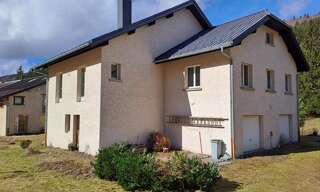 Maison 5 Pièces 245 m² à vendre à Mijoux (01170)