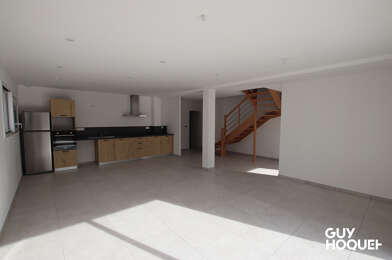 Maison 6 pièces 1600 €