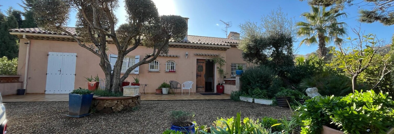 Maison 9 Pièces 217 m² à vendre à Fréjus (83370)