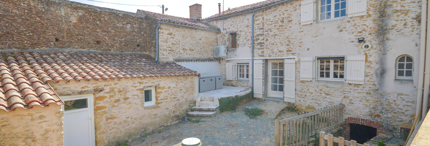 Maison 4 Pièces 120 m² à vendre à Sigournais (85110)