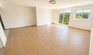 Appartement  82 m² à vendre à Le Luc (83340)