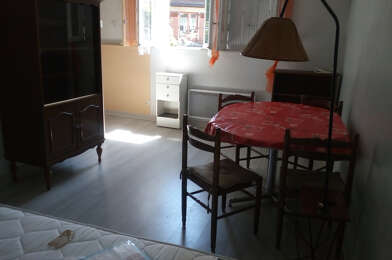 Appartement 1 pièces 300 €