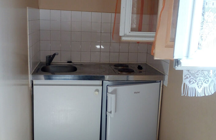   — photo 2