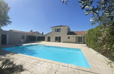 VILLA AVEC PISCINE DANS SECTEUR CALME — photo du bien
